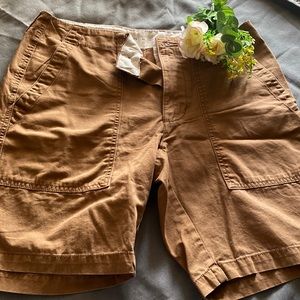 Men’s brown shorts 🩳